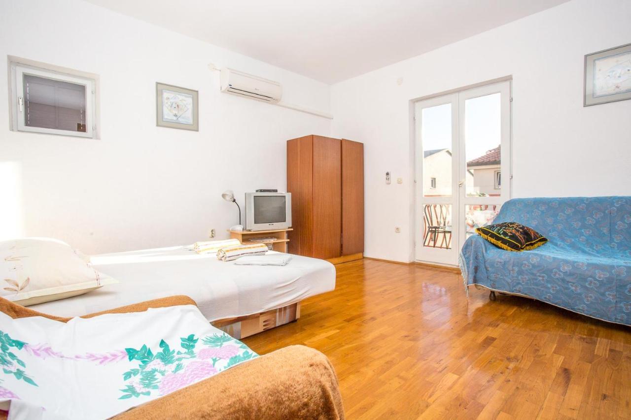Apartments Nuic 748 ماكارسكا المظهر الخارجي الصورة