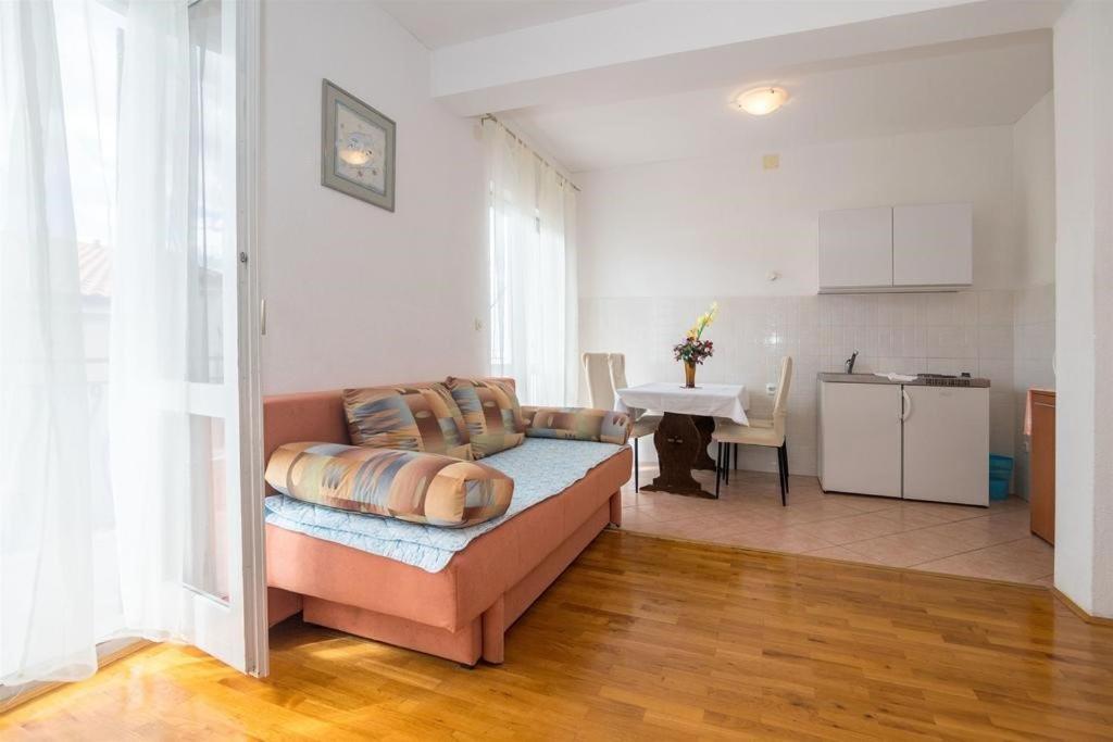 Apartments Nuic 748 ماكارسكا المظهر الخارجي الصورة